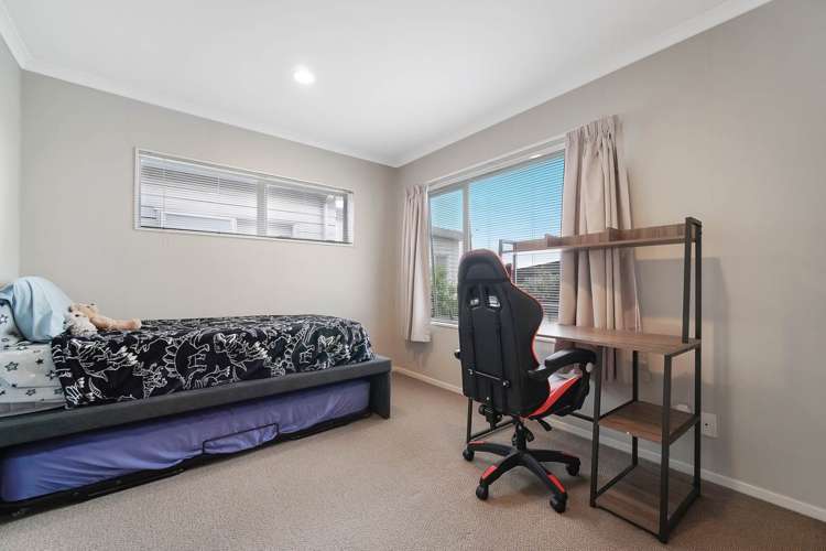 6 Flintridge Drive Flat Bush_13