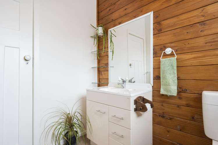 2/391 West Coast Road Glen Eden_17