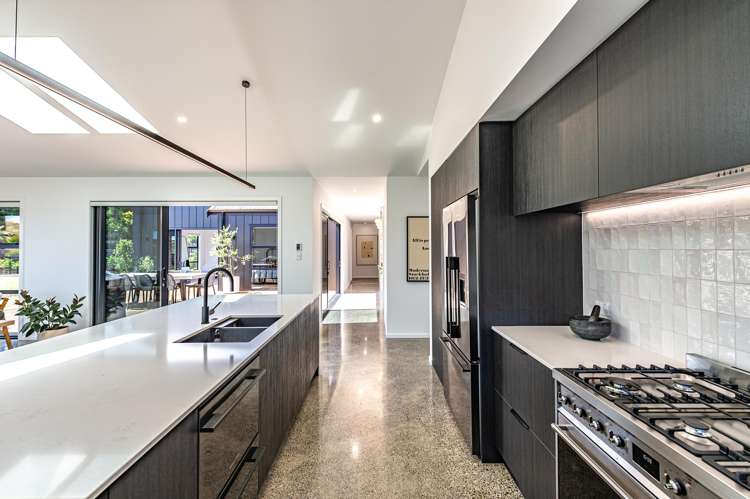 22a Tirimoana Place Otamatea_9