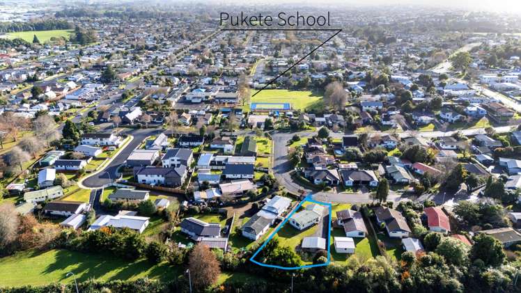14 Camden Place Pukete_10