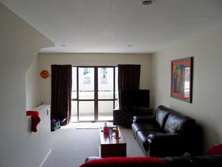 13/25 Rossmay Terrace Mount Eden_0