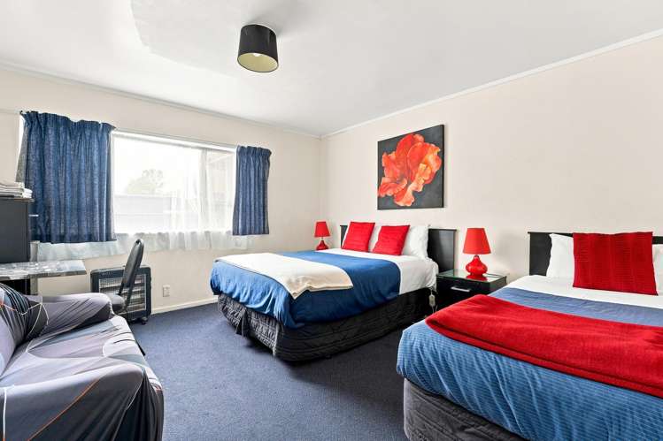 143-145 Anzac Parade East Whanganui East_21