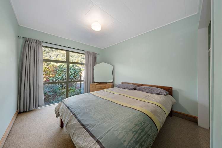 45 Wairau Road Picton_12