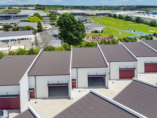 8 Laurenson Road, Hobsonville_3