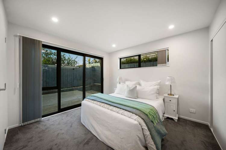 6D Tiroroa Avenue Te Atatu South_11