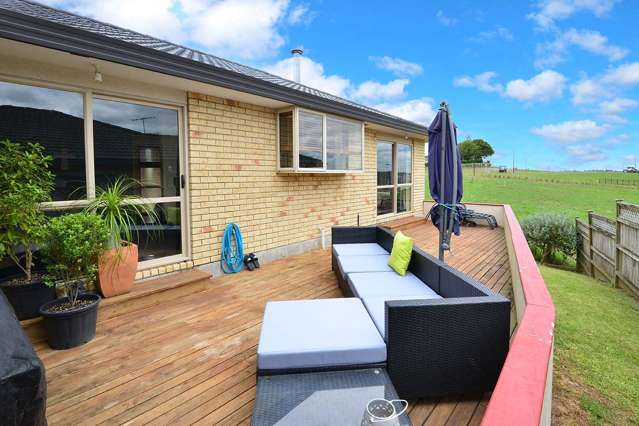 37 Spencer Road Oteha_1