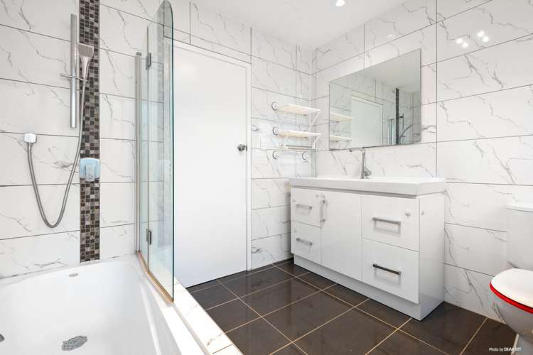 37 Leo Street Glen Eden_14