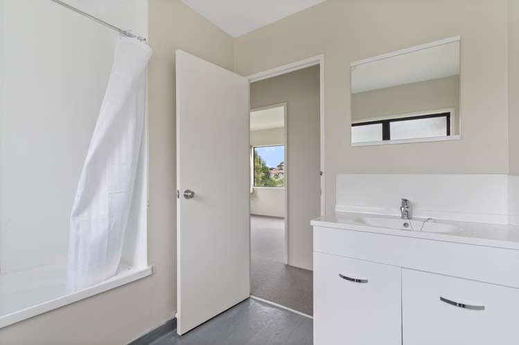 26 Southview Place Wattle Downs_10