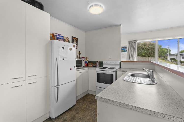 33 Riverhead Road Kumeu_17