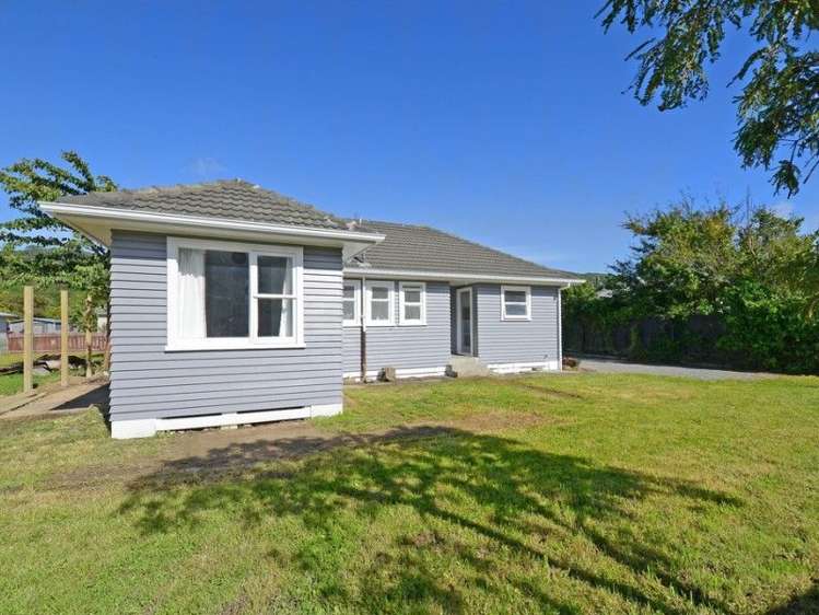 42 Donnelley Drive Wainuiomata_12