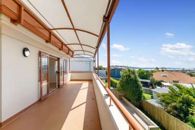 73C Kupe Street_4