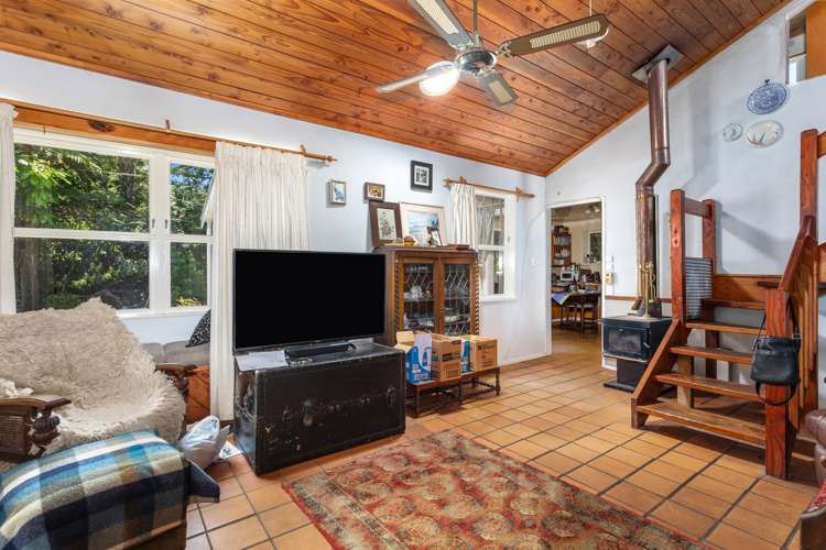 1707 State Highway 35 Torere_10