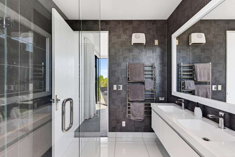 2 Heipipi Drive, Esk Hill Estate Eskdale_17