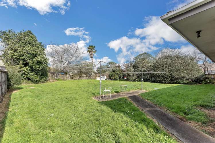 1 Hill Crescent Papakura_13