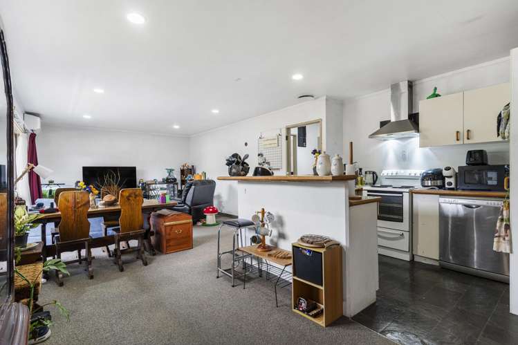 3/30 Trojan Crescent New Lynn_6