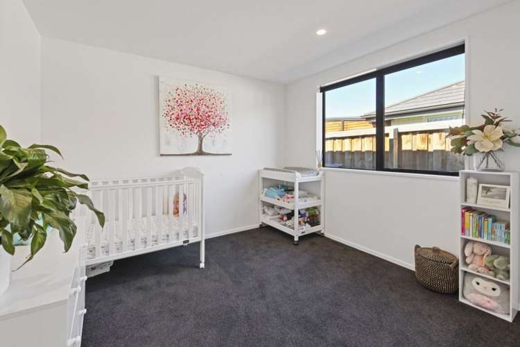 24 Nathaniel Archer Street Woodend_18