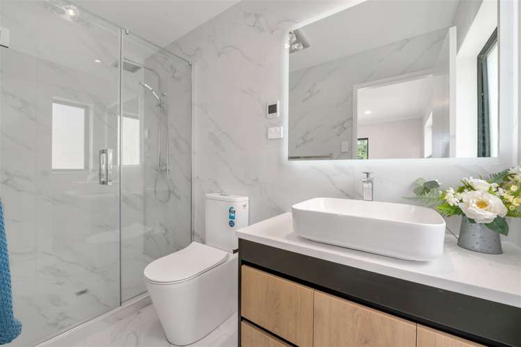 14 Koromeke Street Flat Bush_33