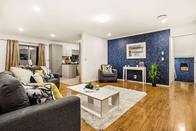 35 Westglen Place Ranui_1