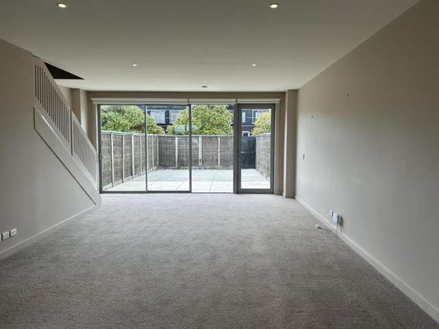 12/9 Humber Street Pandora_2