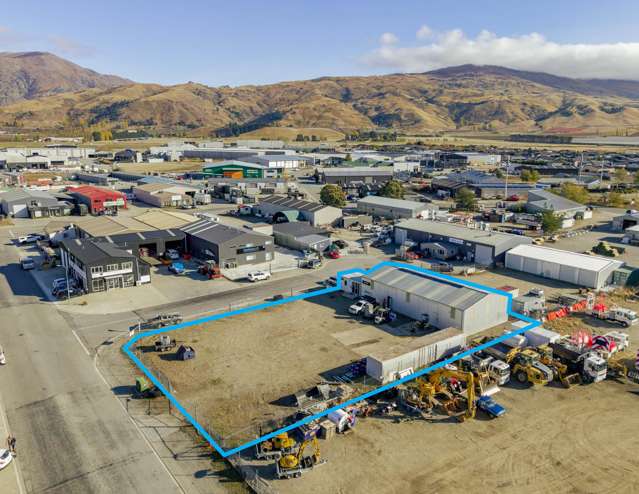 Cromwell Industrial Corner Site