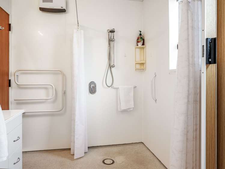 15A Brassey Road Saint Johns Hill_17