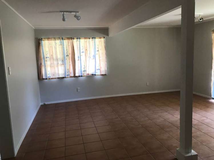 649 East Coast Road Pinehill_10