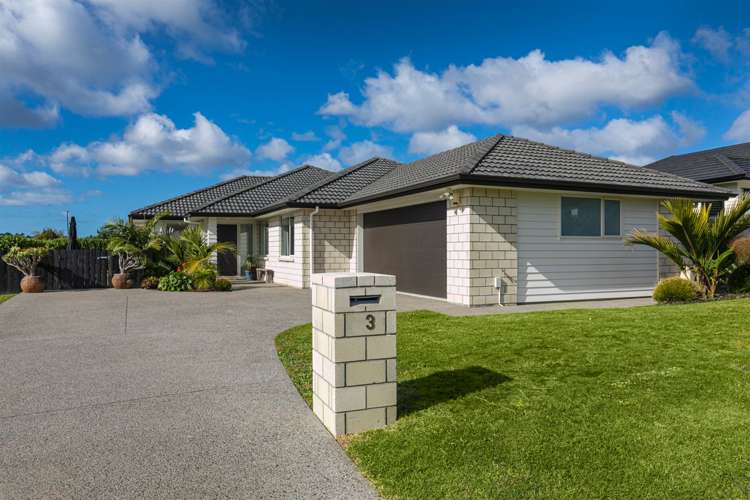 3 Turpin Road Riverhead_21