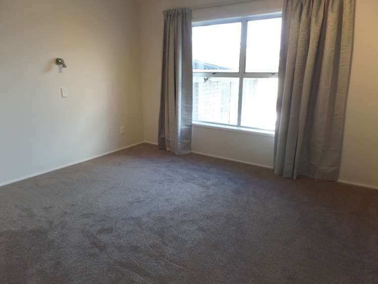 1/3 Fifeshire Street Belmont_8