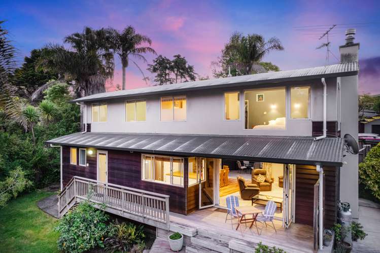 542d West Coast Road Oratia_22