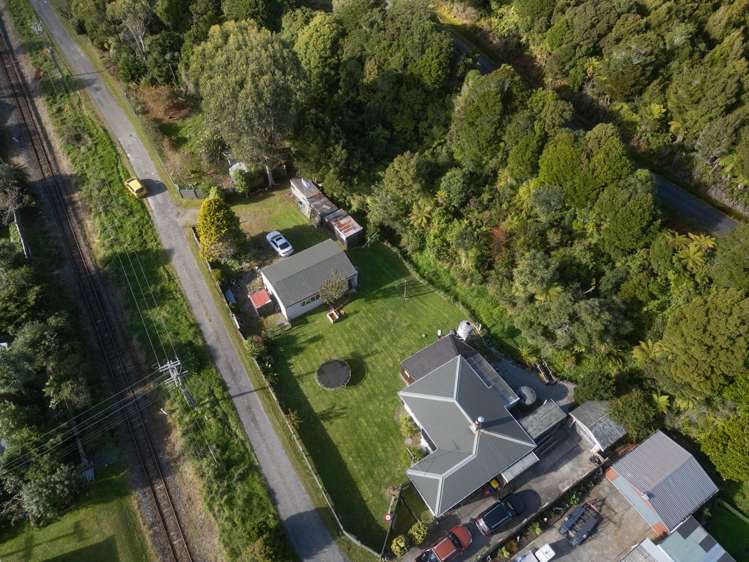 8a Camerons Road Camerons_24