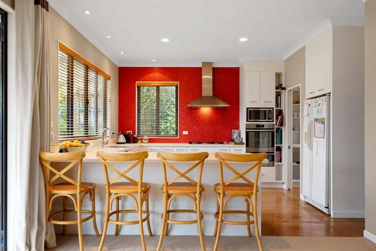8 Sissinghurst Court_3