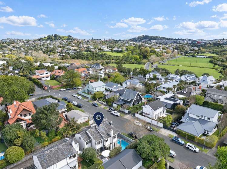 1/1 Burwood Crescent Remuera_23