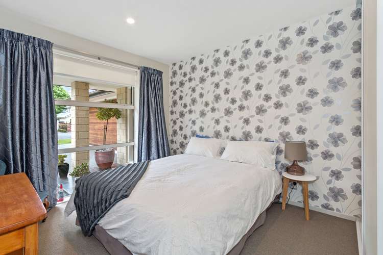 103 Tomes Road Saint Albans_13