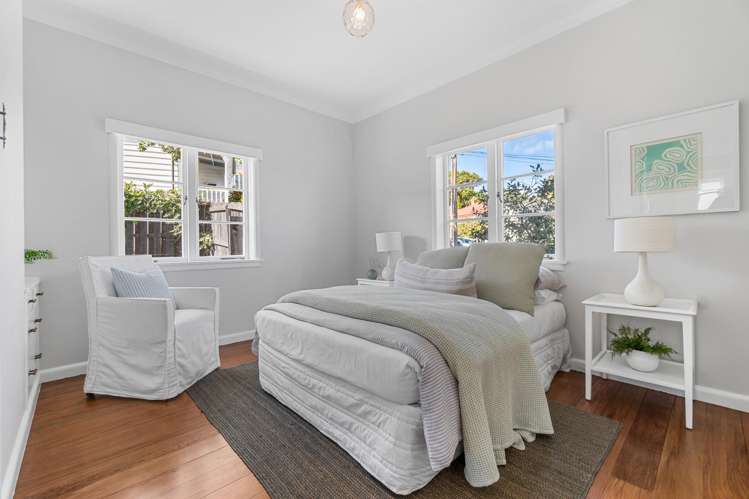 22 Grove Road Narrow Neck_9