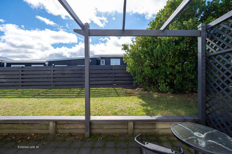 6 and 14/102 Tamamutu Street Central_6