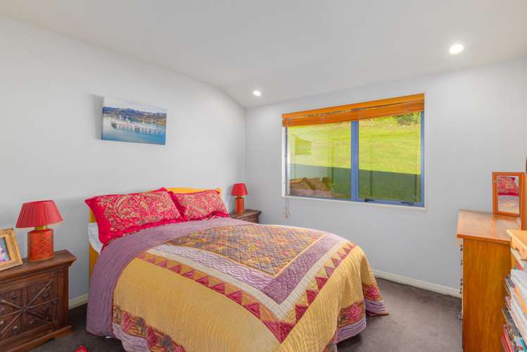 5 Hyland Brae Governors Bay_13