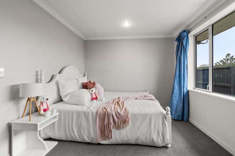 75 Somerville Crescent Aidanfield_15