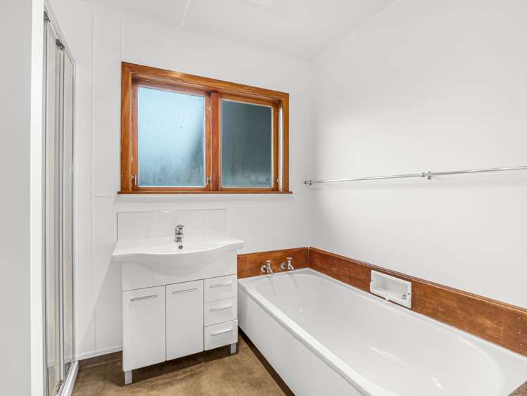 20 Aspiring Avenue Milson_16