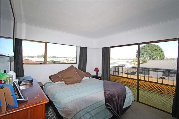 220 Parklands Avenue Bell Block_20