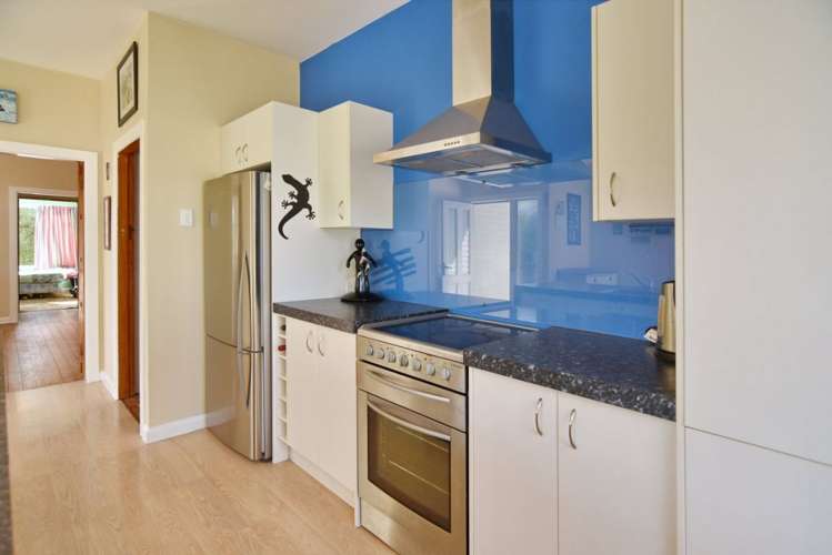 1425 Main North Road Waikuku_5