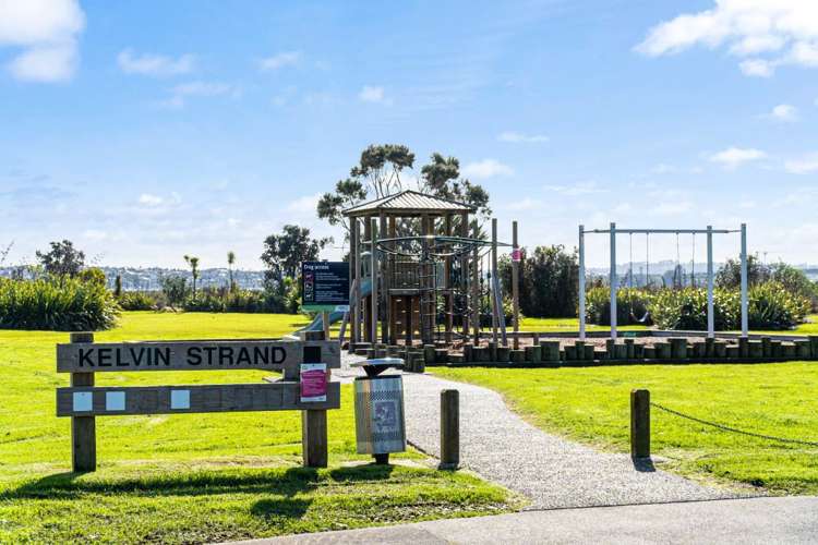 1/9 Mayburn Road Te Atatu Peninsula_18