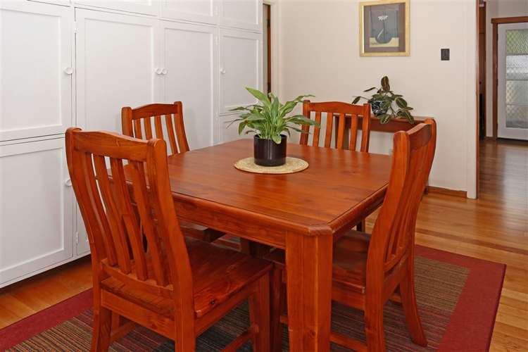 15 Henderson Valley Road Henderson_22