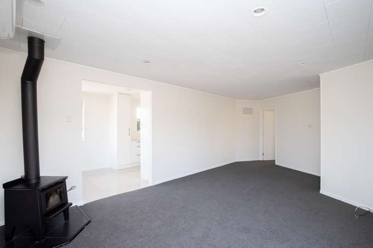 5 Thompson Road Kerepehi_6