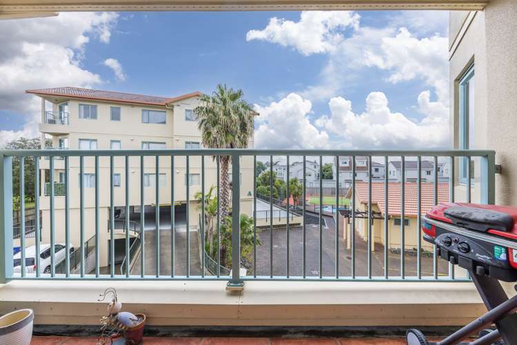 8/3b Harrison Road Mount Wellington_14