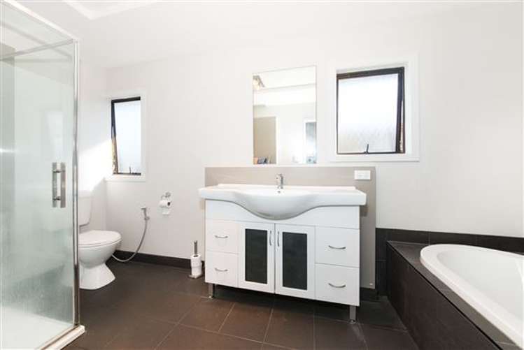 456a West Coast Road Glen Eden_13