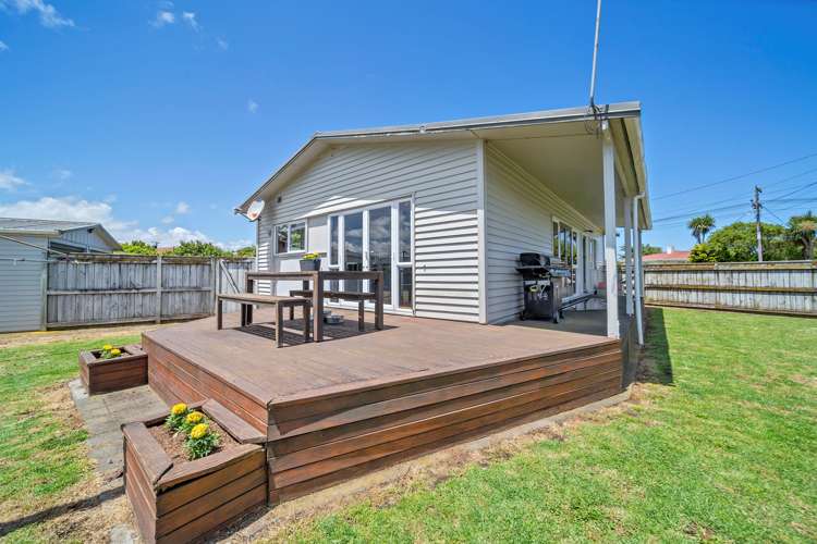 6 Pacey Avenue Hawera_12