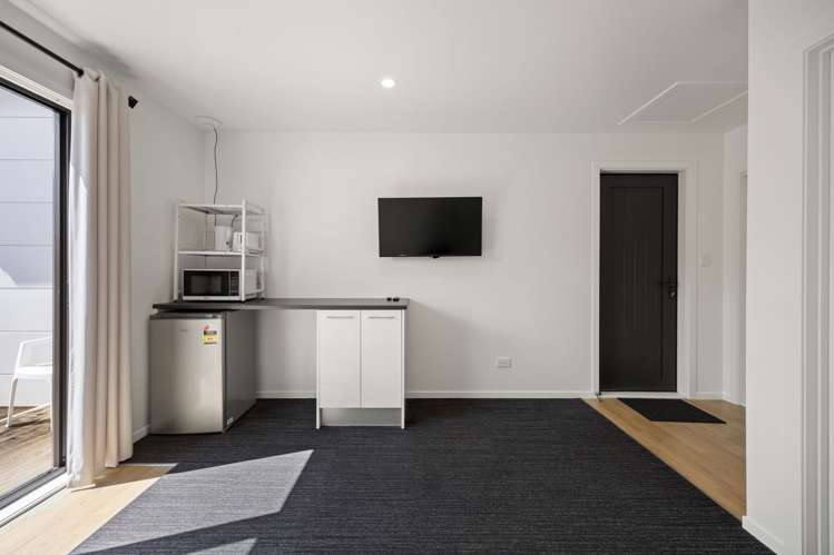 8 McKay Drive Temple View_17