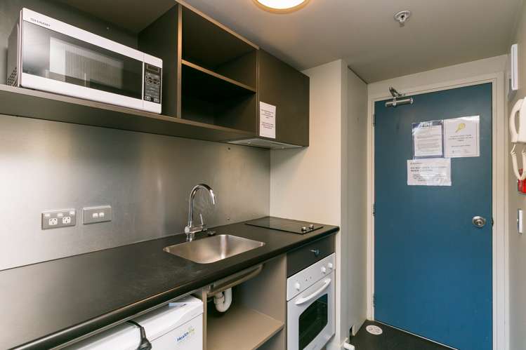 7f/242 Taranaki Street Mount Cook_4