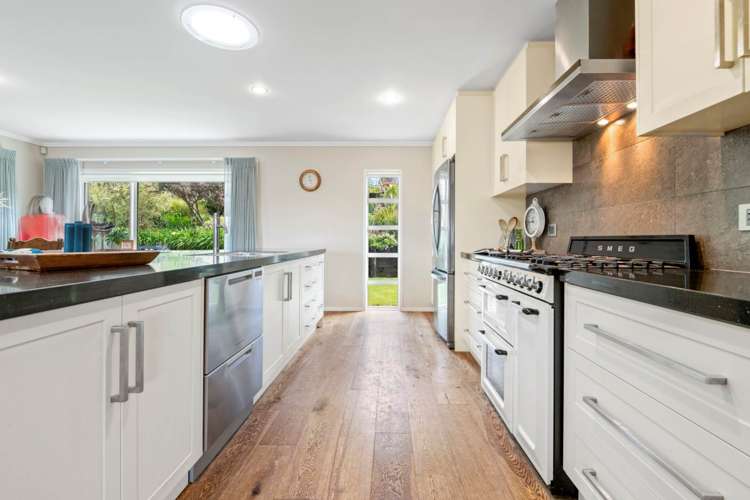 99 Whangaparaoa Road Red Beach_42