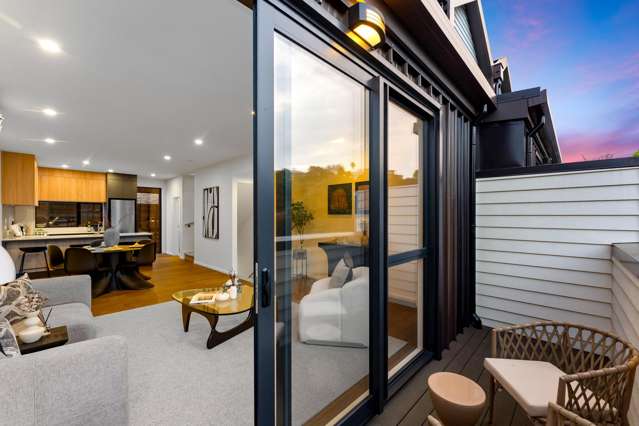 Black Friday Sale! Freehold Townhouse with Garage